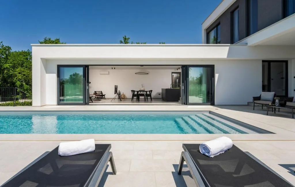 Villa Karbula By Villas Guide Poreč