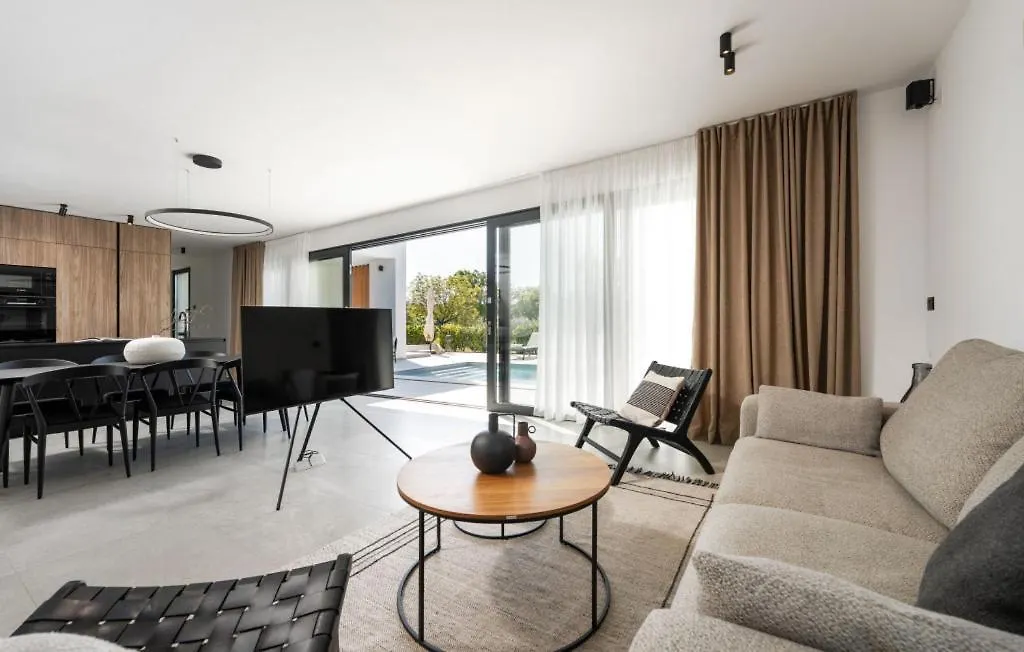 Villa Karbula By Villas Guide Porec